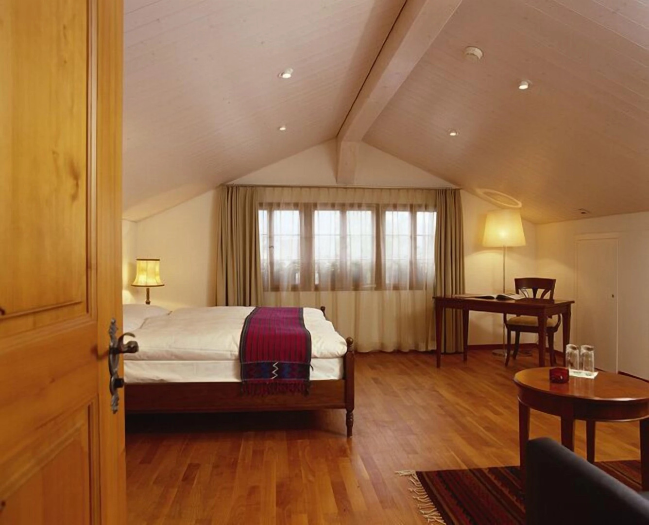 Hotel Kreuz by b_smart