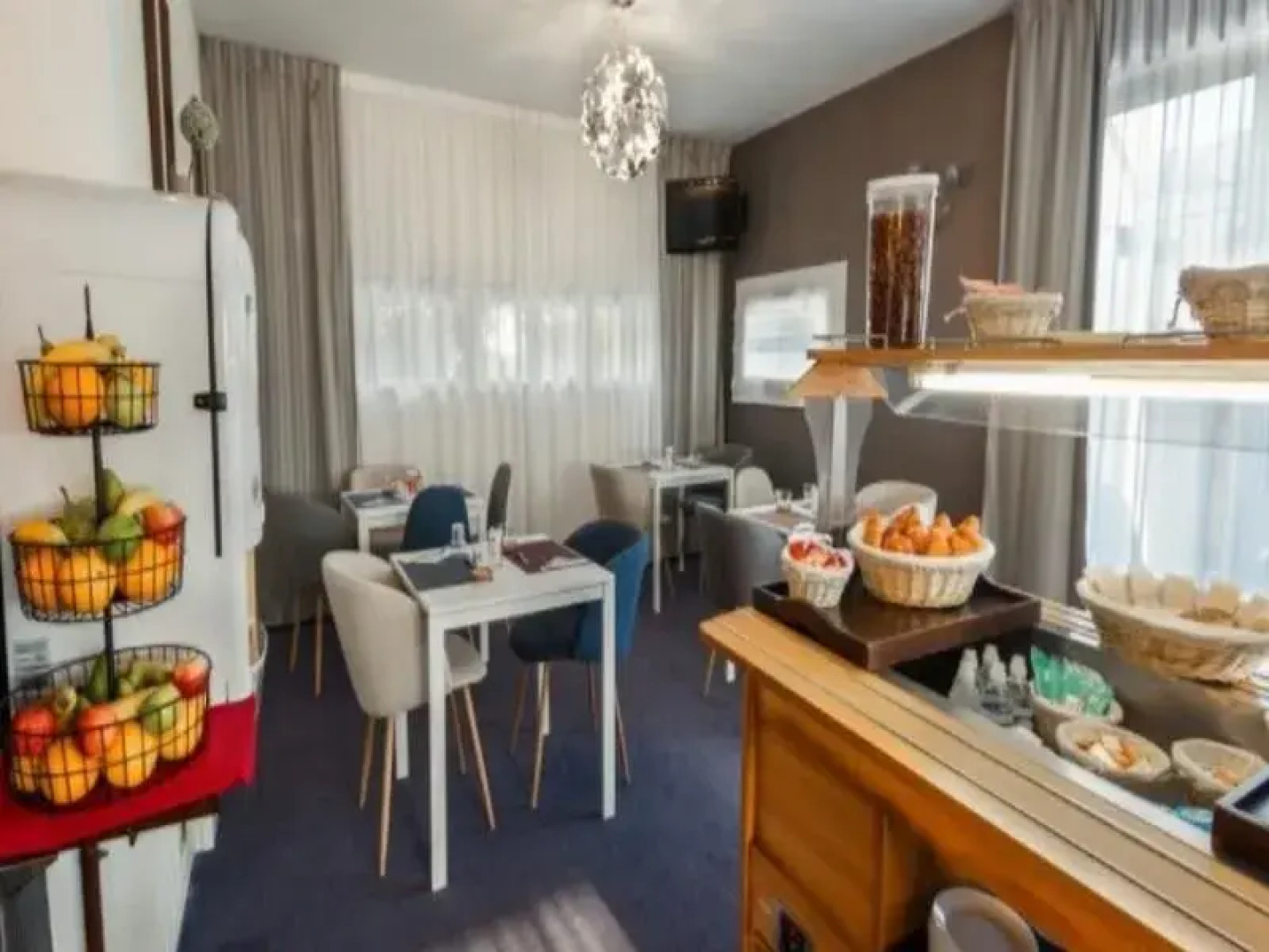 Kyriad Direct Chilly Mazarin