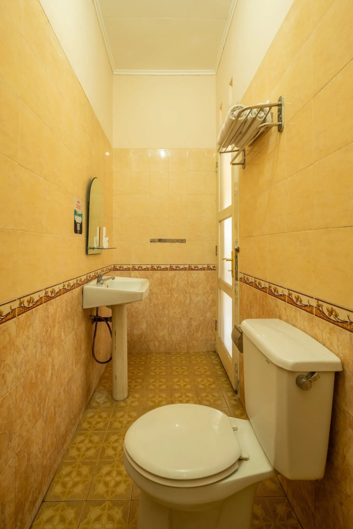 OYO 644 Grand Yustik Selabintana