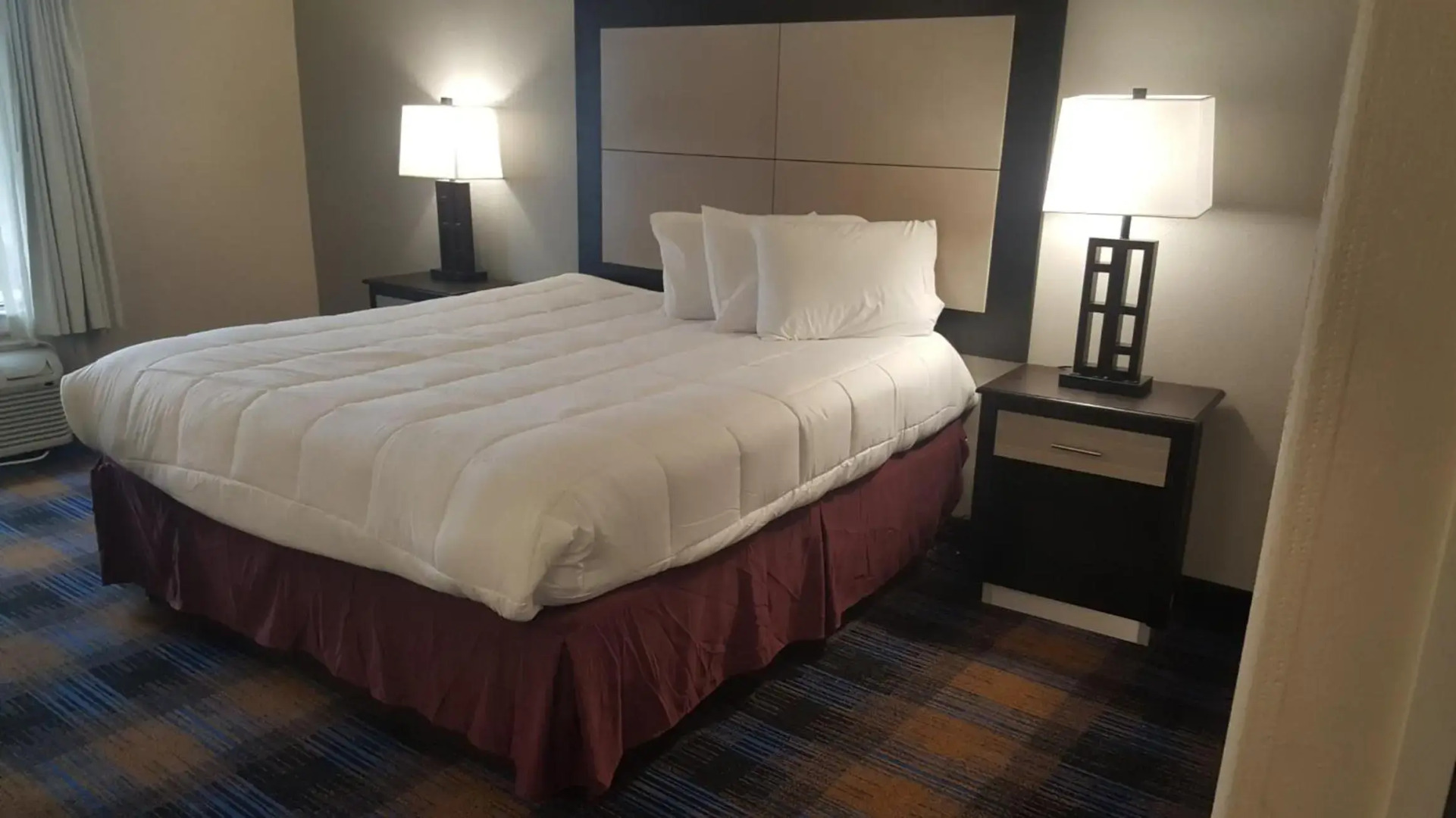 Regency inn and Suites