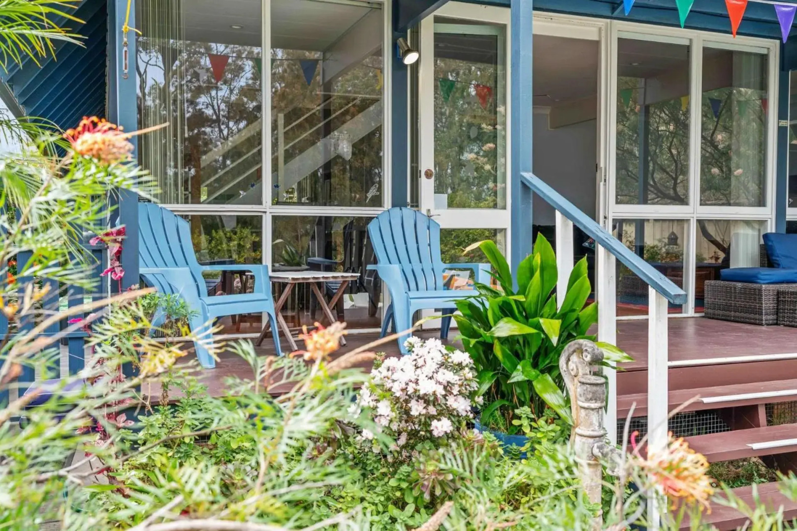 SORRENTO LAKESIDE Sanctuary Point 4pm check out Sundays