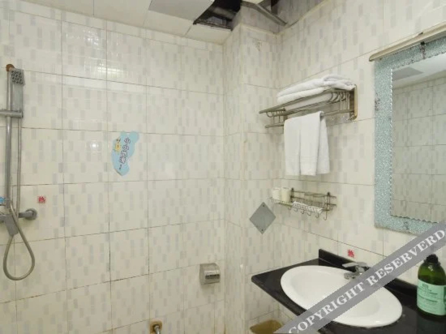 Shiyan Xinliangyuan Hotel