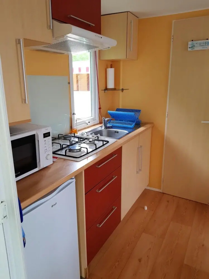 Bungalow With one Bedroom in Meschers-sur-gironde, With Pool Access, Furnished Garden and Wifi