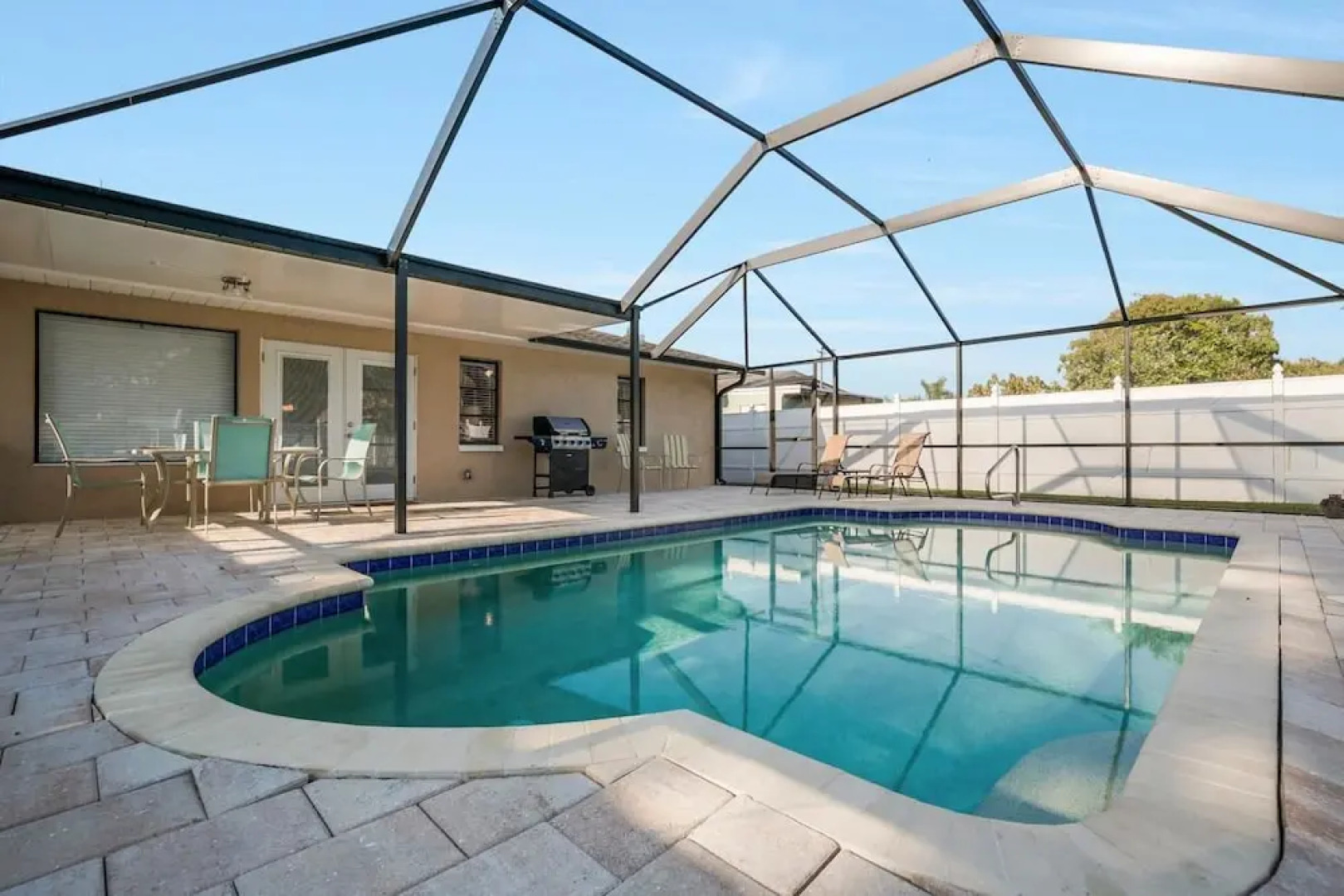 NP97th 689 3 Bedroom Holiday Home by Marco Naples Vacation Homes