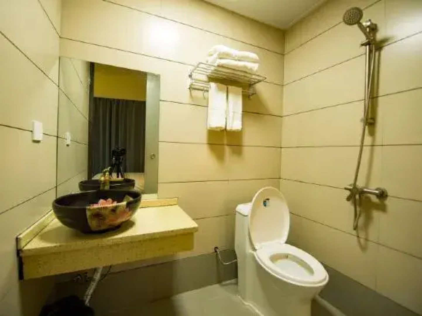 Aiwu Inn Daxin County Detian Waterfall