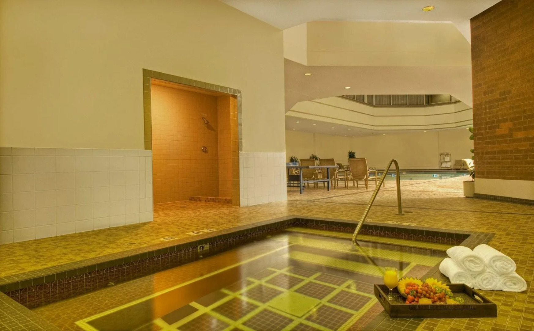 Crowne Plaza Suites MSP Airport - Mall of America by IHG