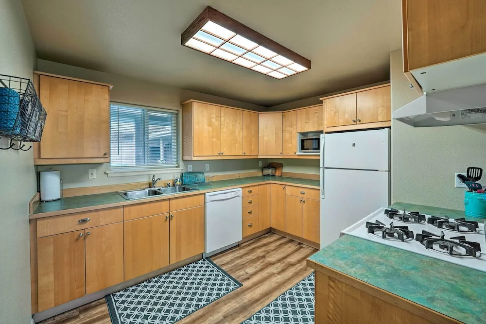 Central Apt: Private Fireplace & Patio Access