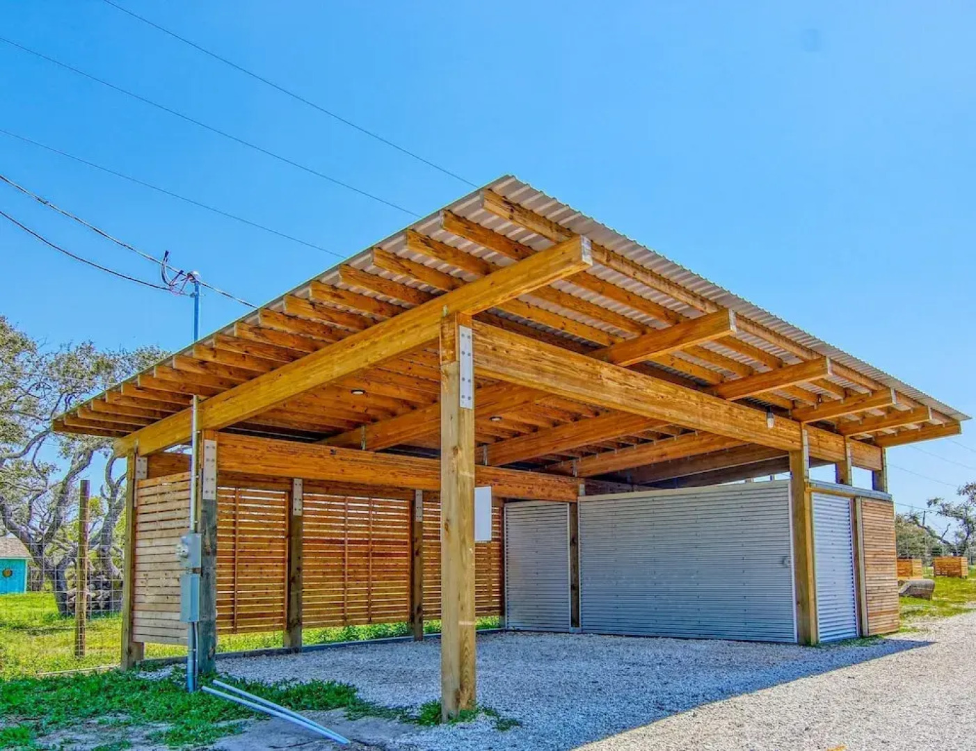 Muizenberg 6031rpb 3 Bedroom Home by RedAwning