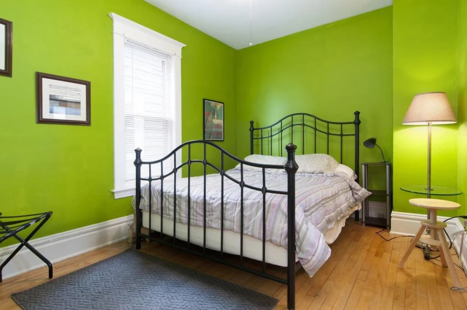 S&j University Downtown Mall Of America