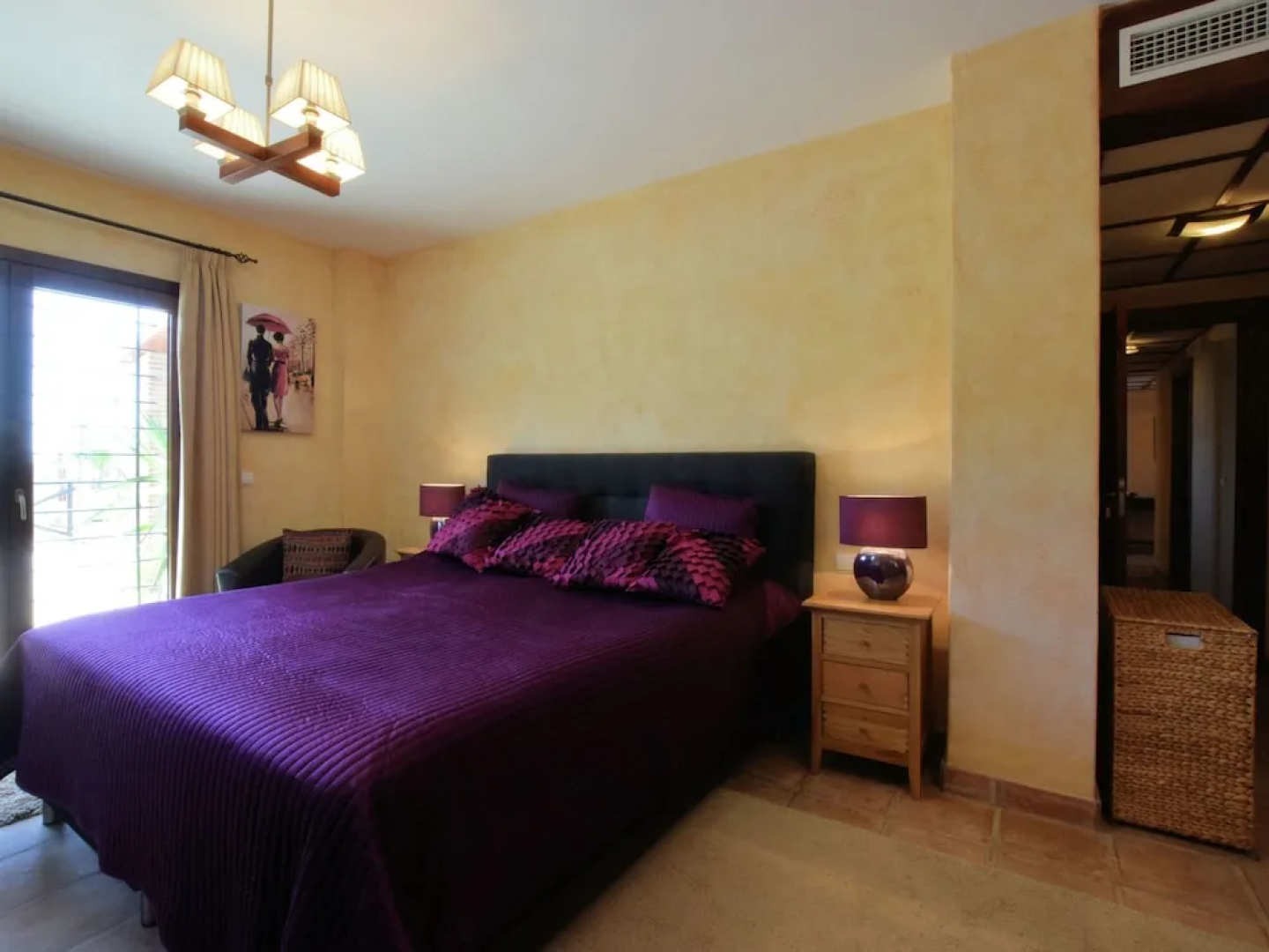 Luxurious Villa With Private Pool, Easily Accessible, in Spectacular Scenery
