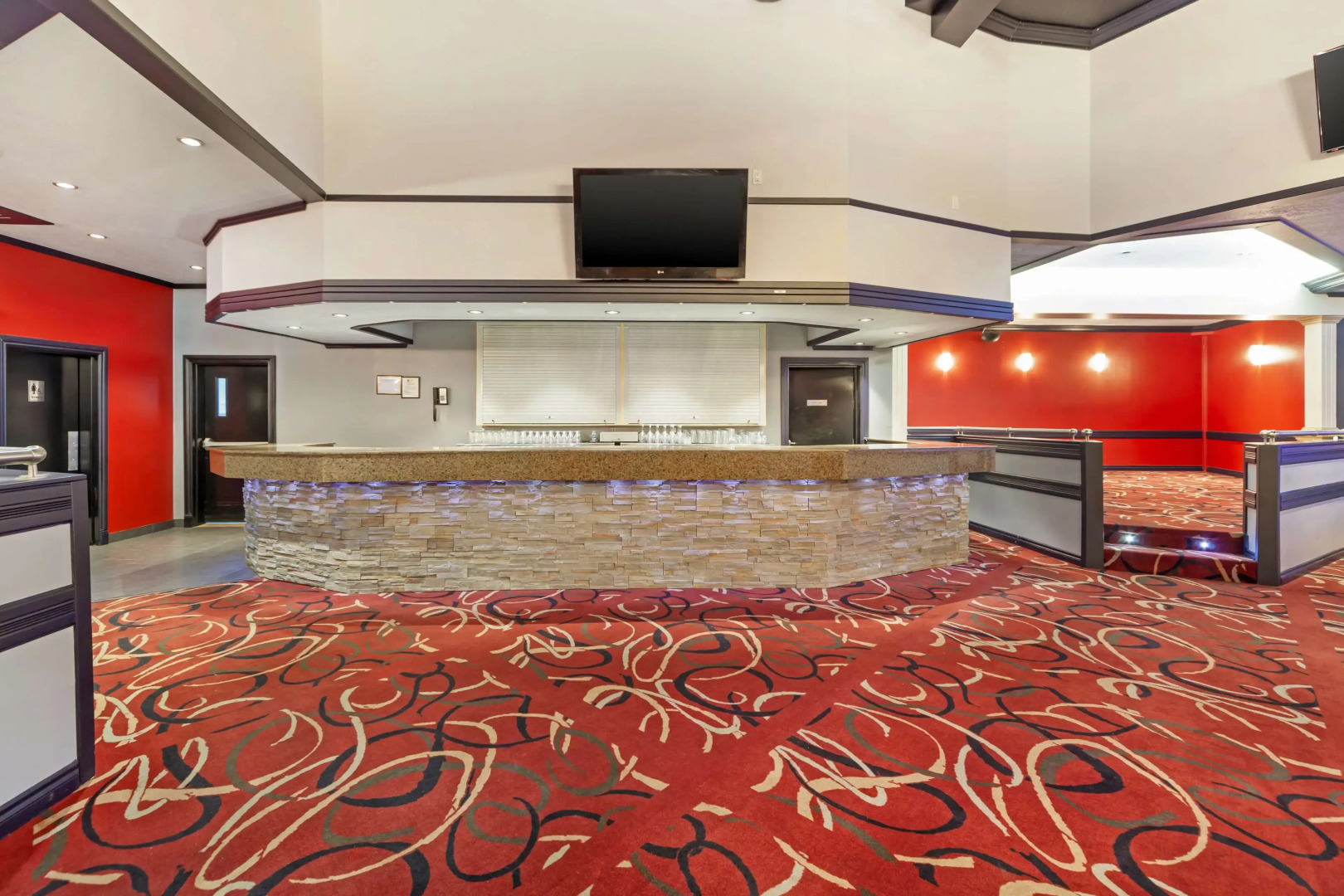 Best Western Plus Mirage Hotel & Resort