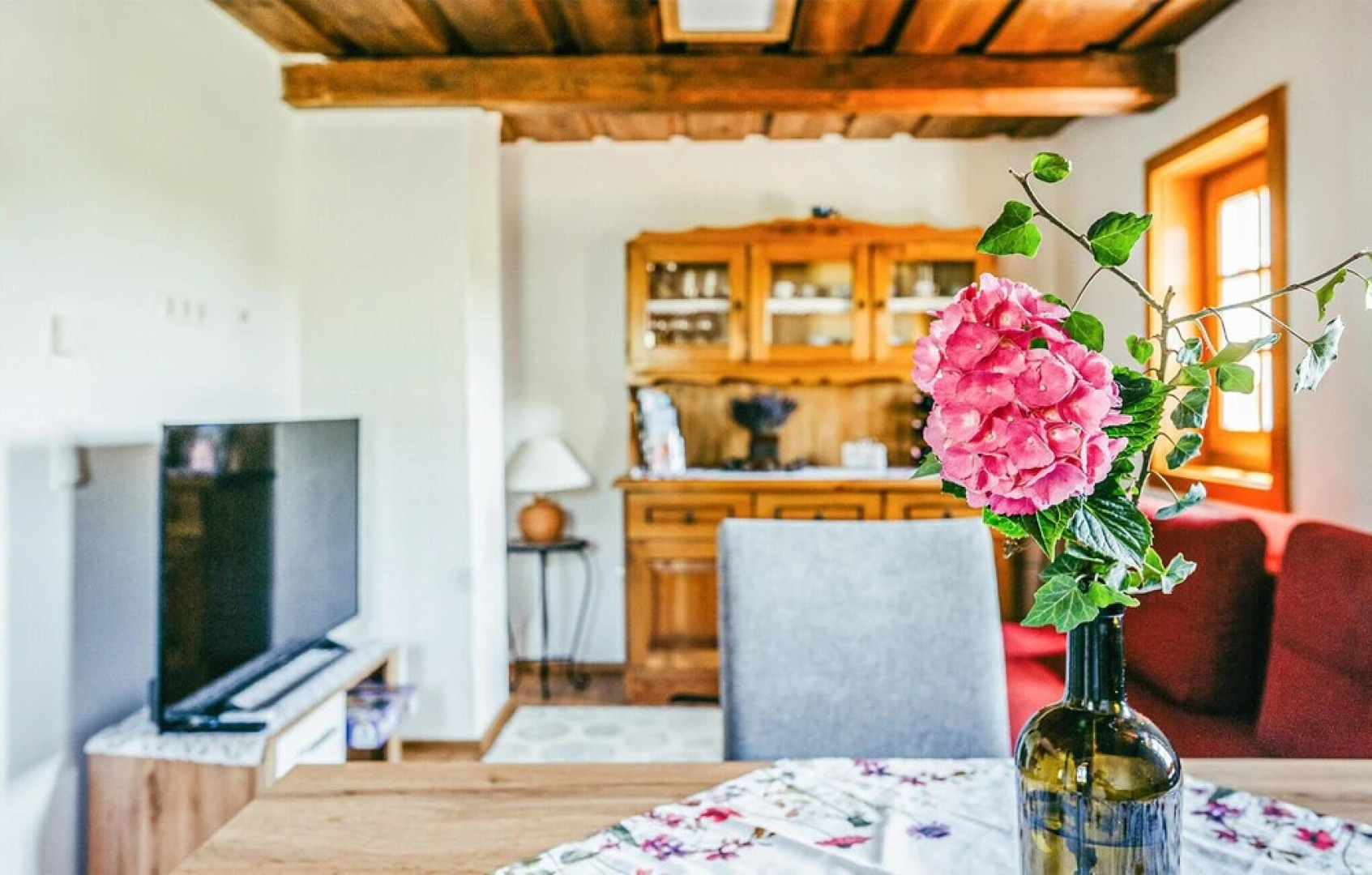 Stunning Home in Gaas Weinberg With Wifi and 1 Bedrooms