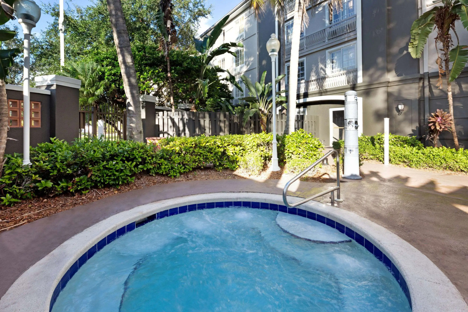 La Quinta Inn & Suites by Wyndham Ft. Lauderdale Plantation