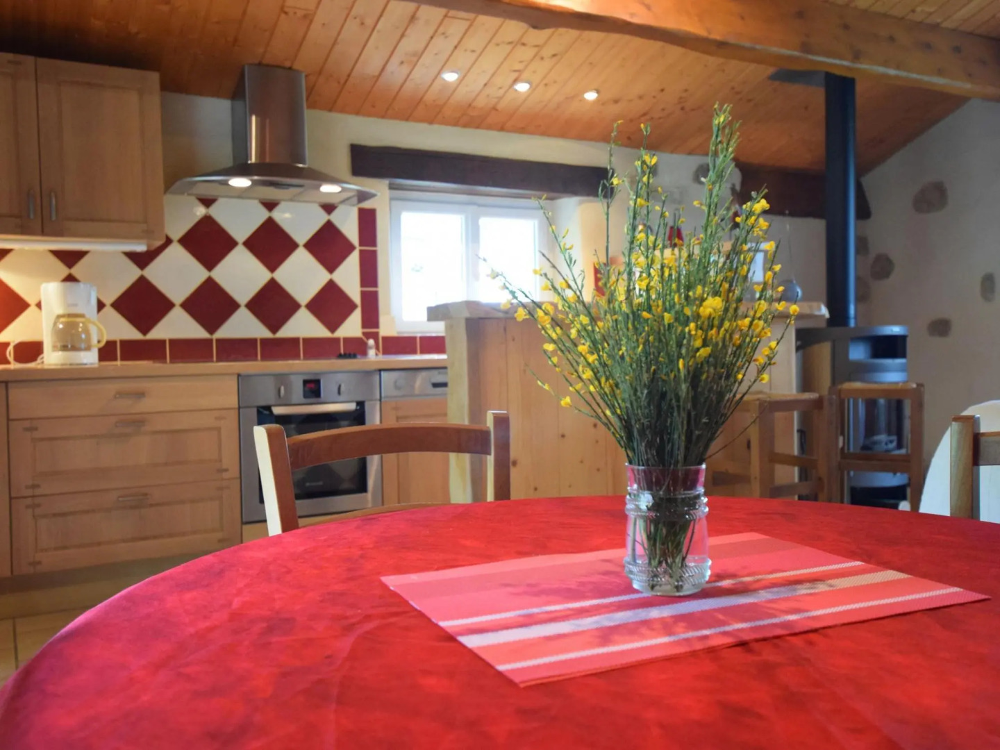 Stunning, Detached Holiday Home on a Hill With Phenomenal Views