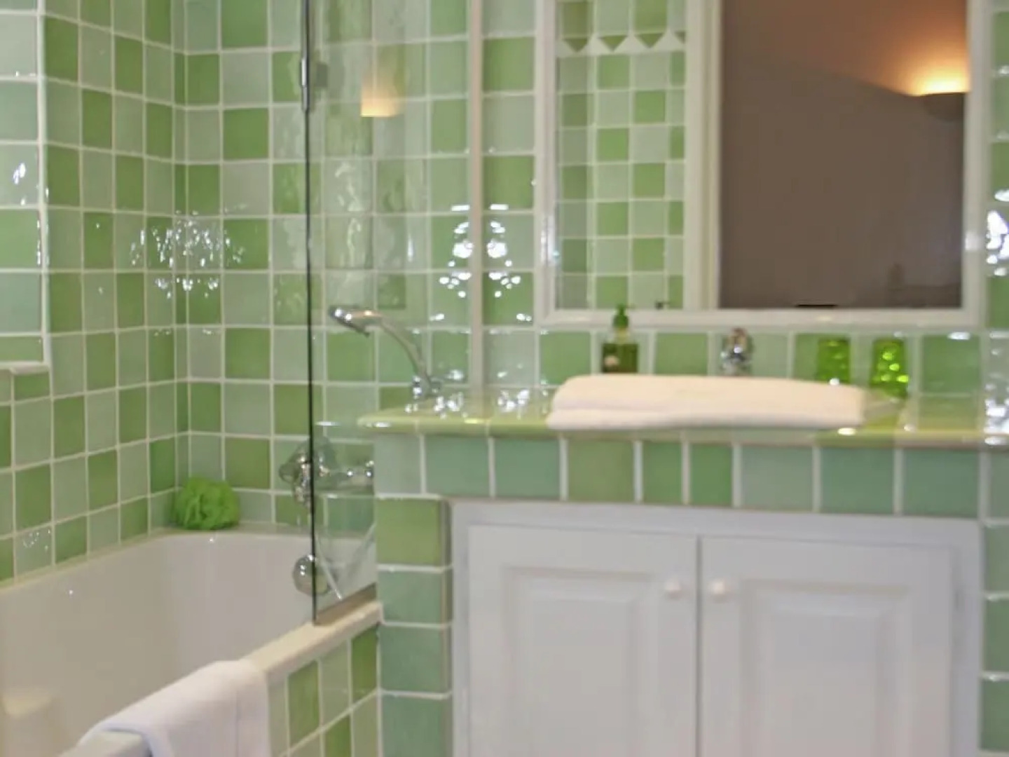 Plush Villa in Saint Tropez with Artistic Interiors & Pool