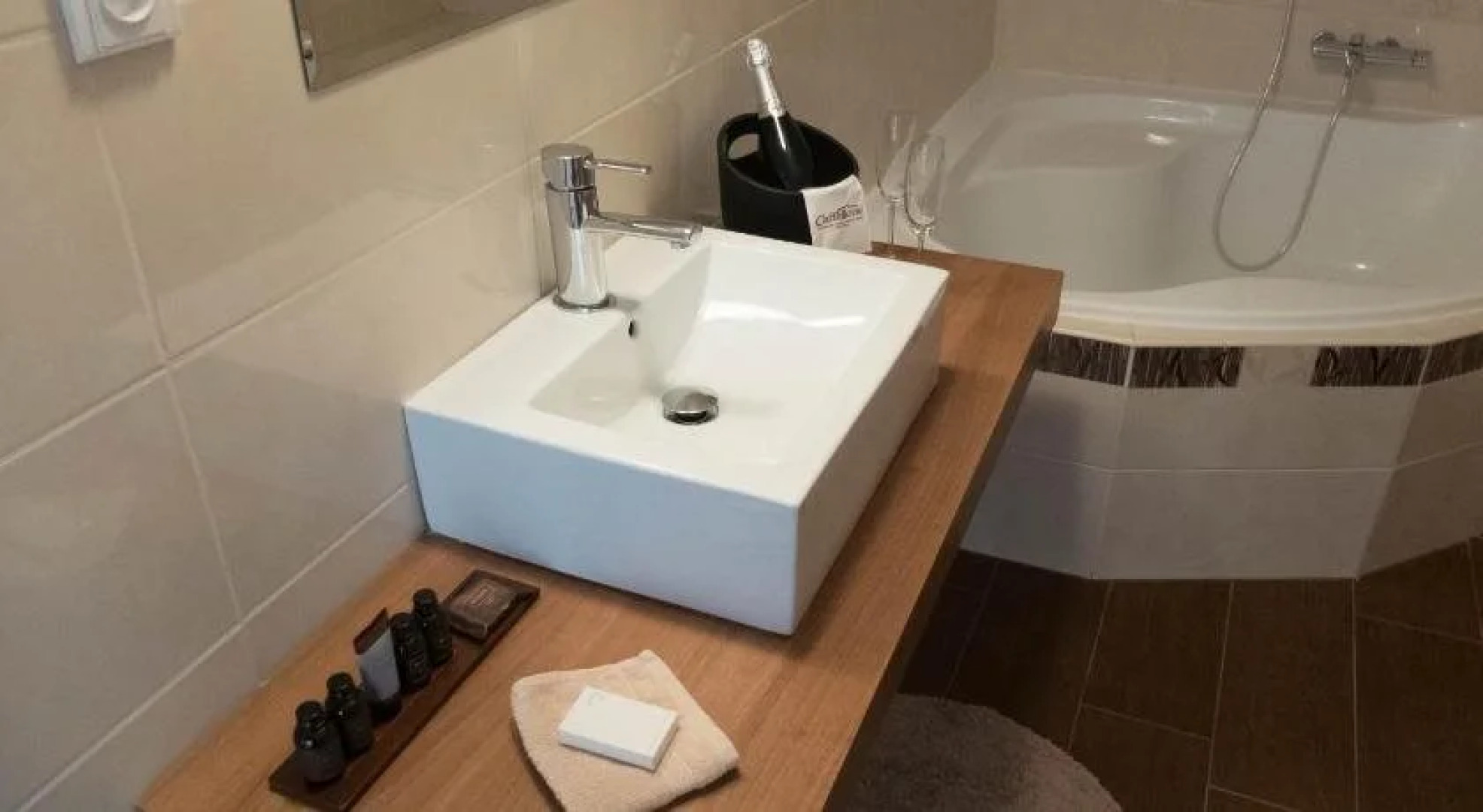 Cartellone Appartamento Hotel