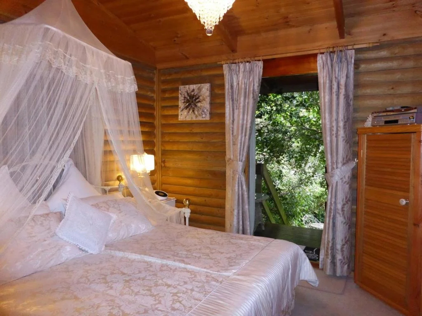 Aldgate Lodge Bed & Breakfast