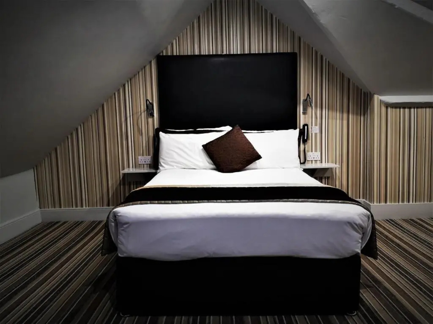 Bella Vista Hotel & Self Catering Suites