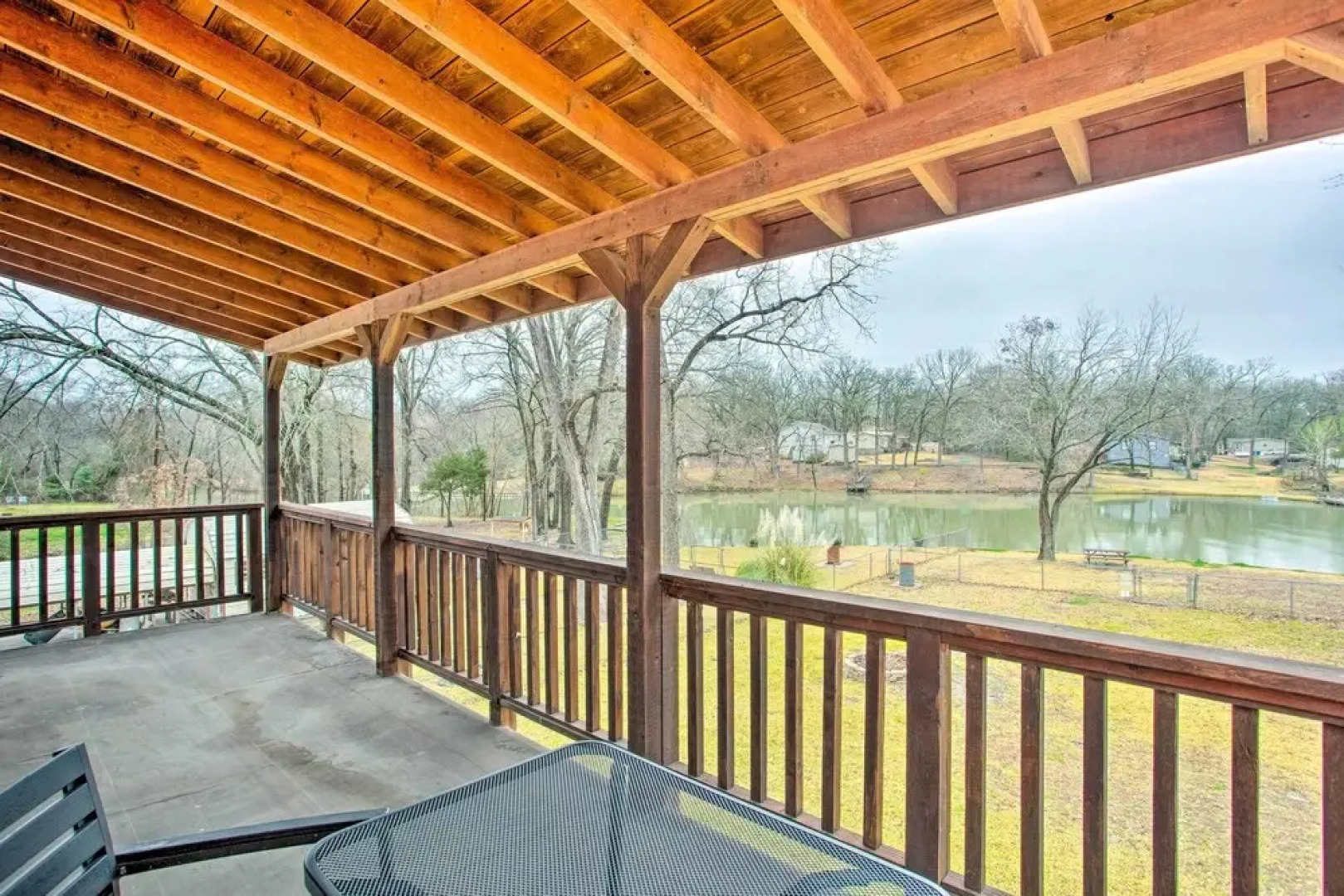 Cedar Creek Reservoir Home w/ Deck & Fire Pit!