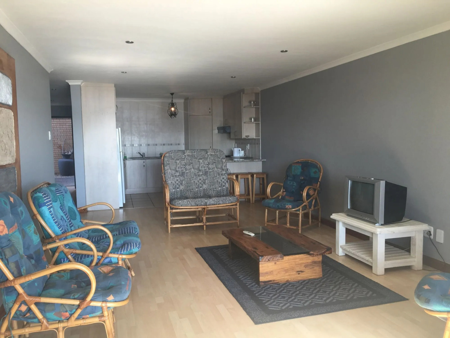 Mentors Country Estate