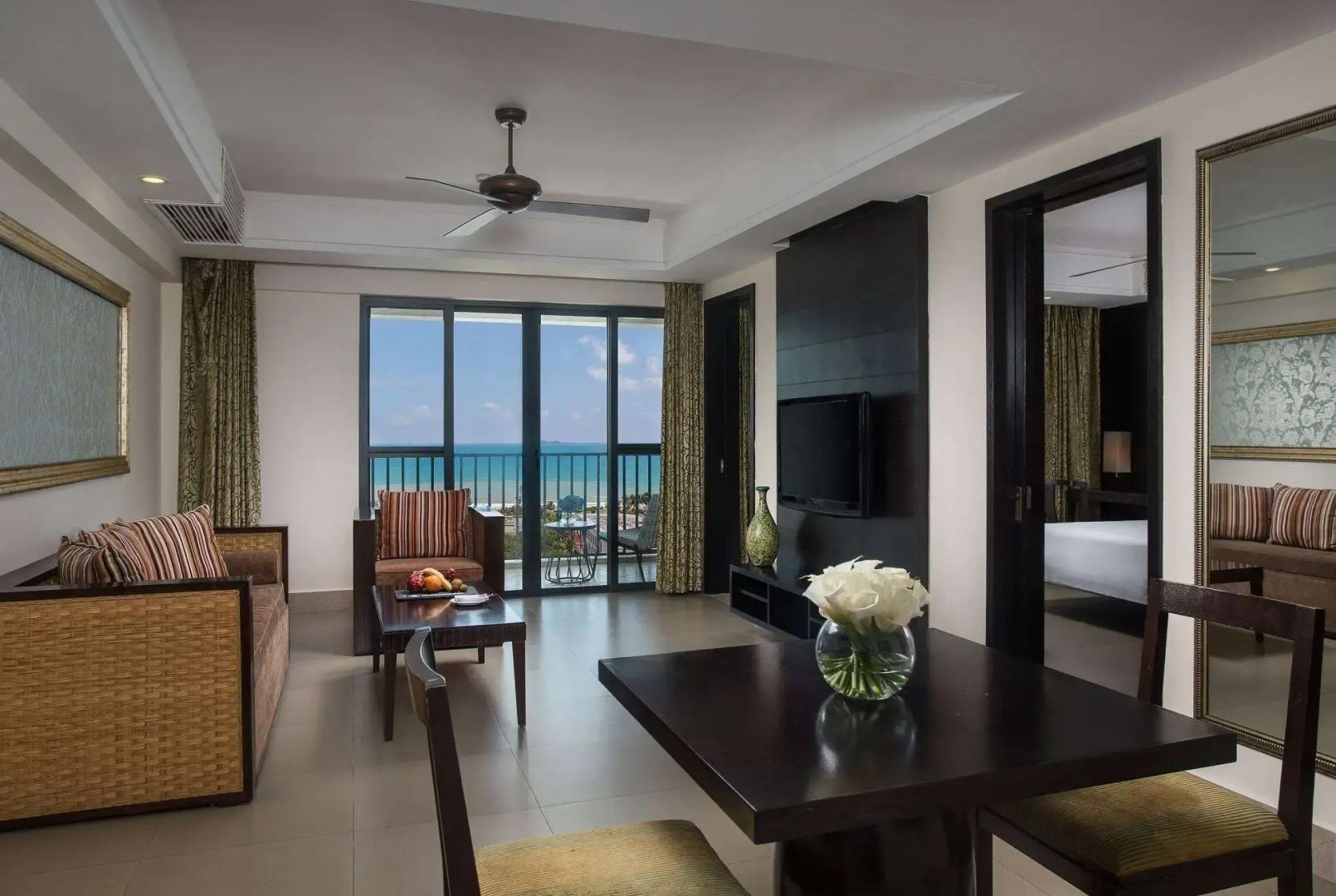 Ramada Plaza by Wyndham Sanya Bay