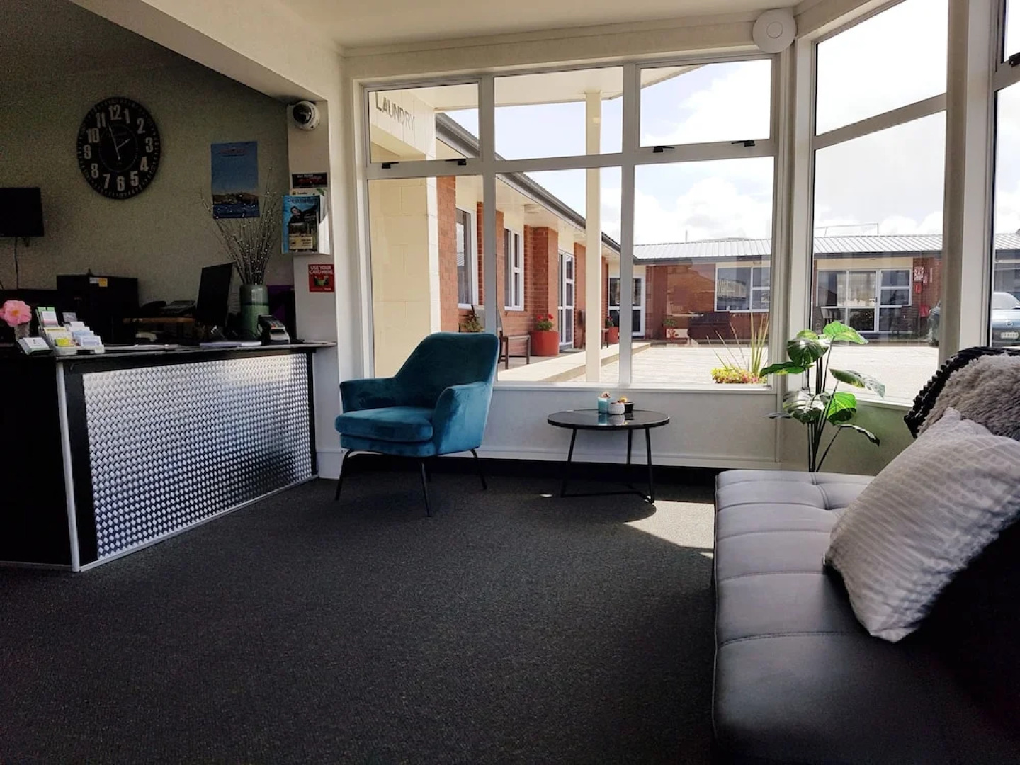 554 Moana Court Motel