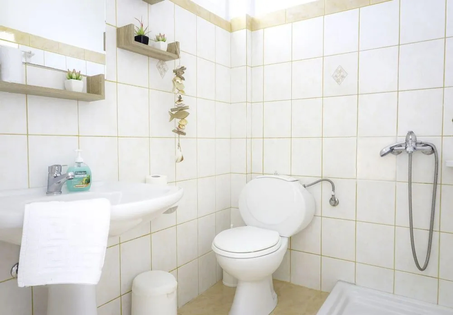 Cubaneros Holiday Inn