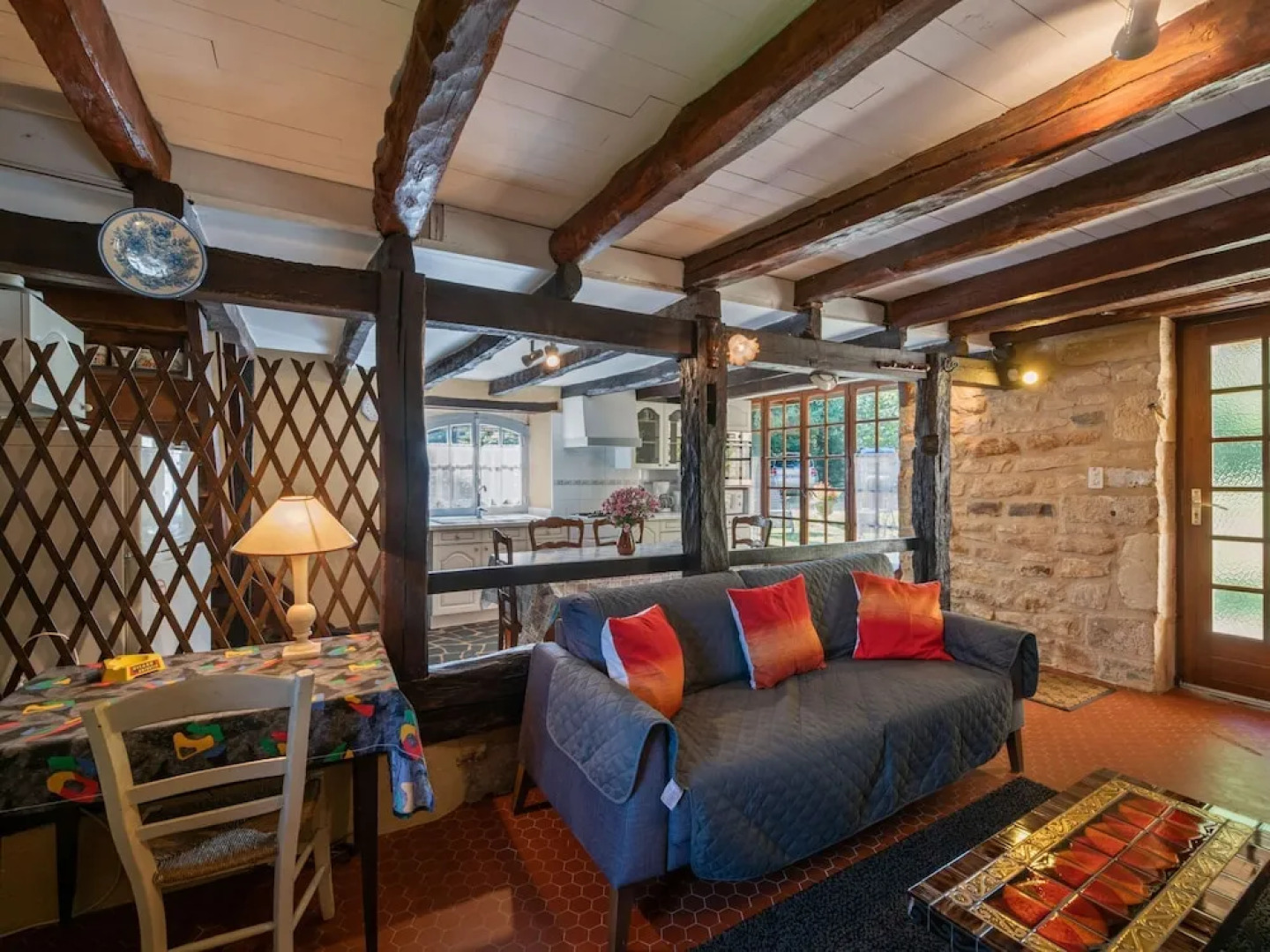 Luring Holiday Home in Incorrect With Garden