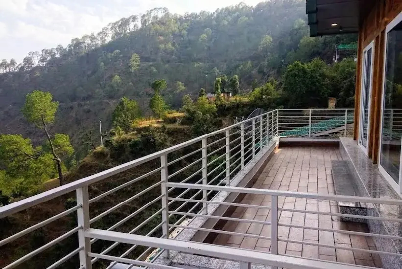Eden Resort