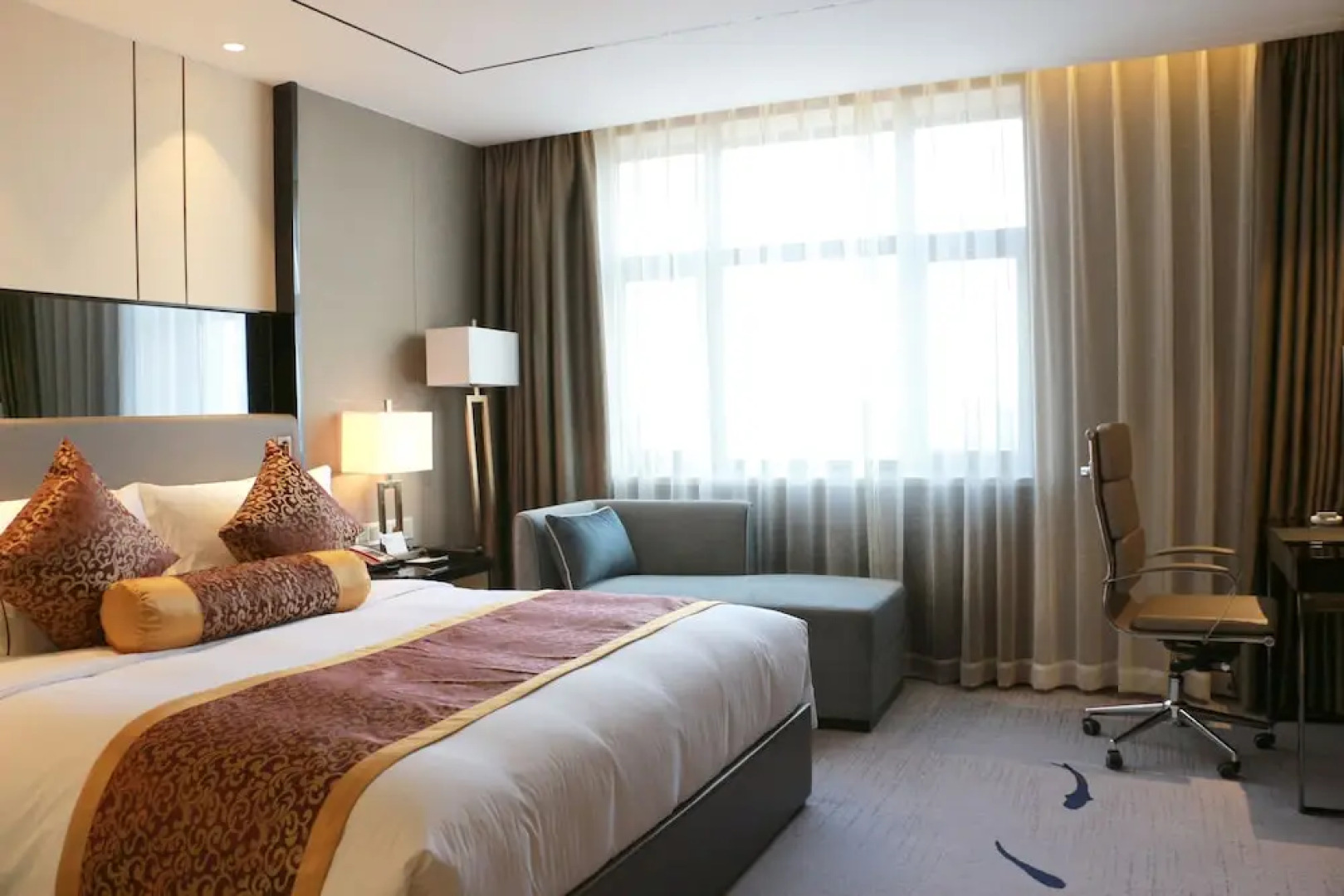 Bavaria Regent Hotel Hailar