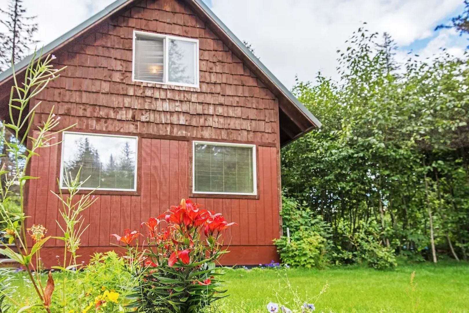Secluded Seward Home: Patio, 2 Mi to Kenai Fjords!