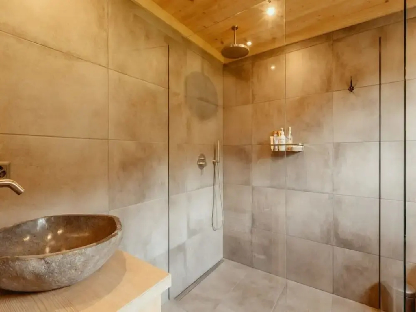 Lush Apartment With Terrace Views