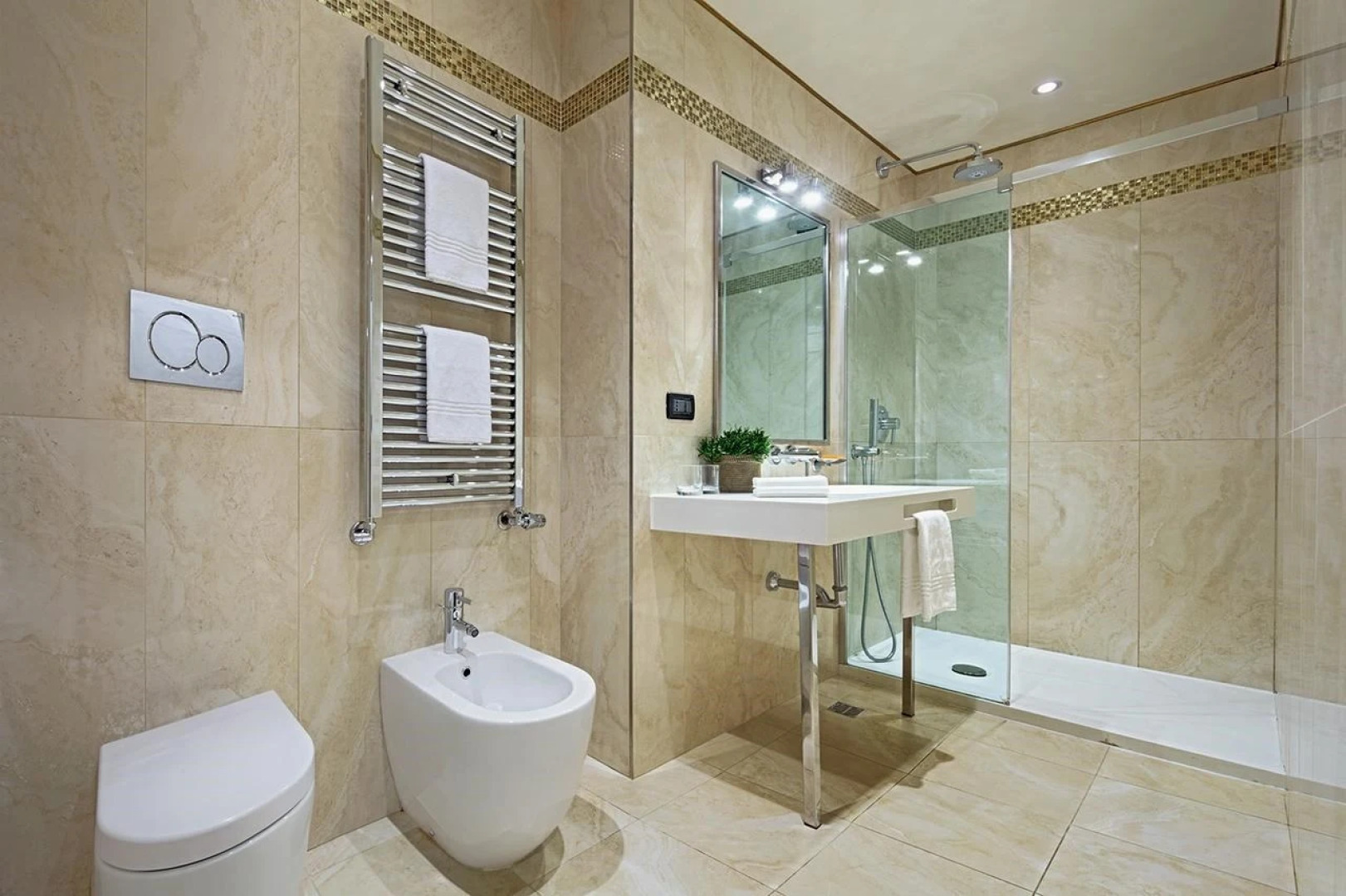 Отель Tre Archi