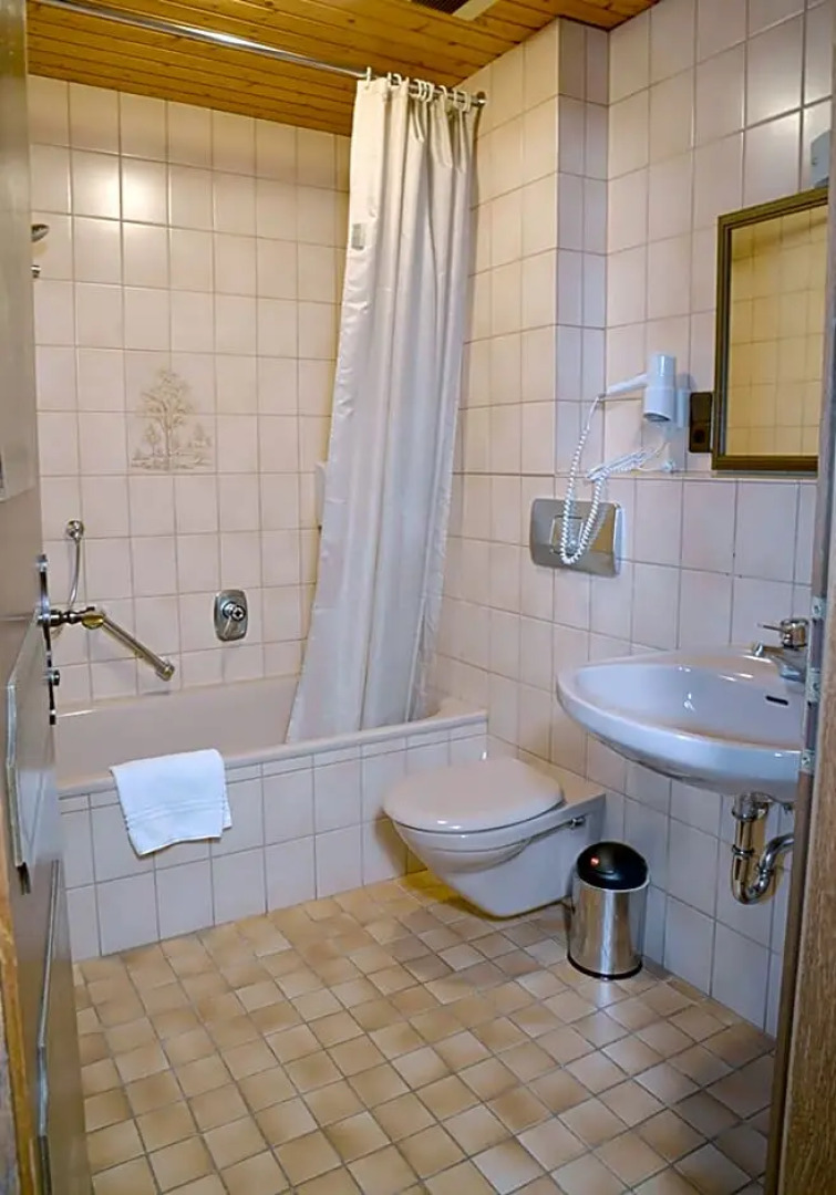 Brauereigasthof und Hotel Schmucker