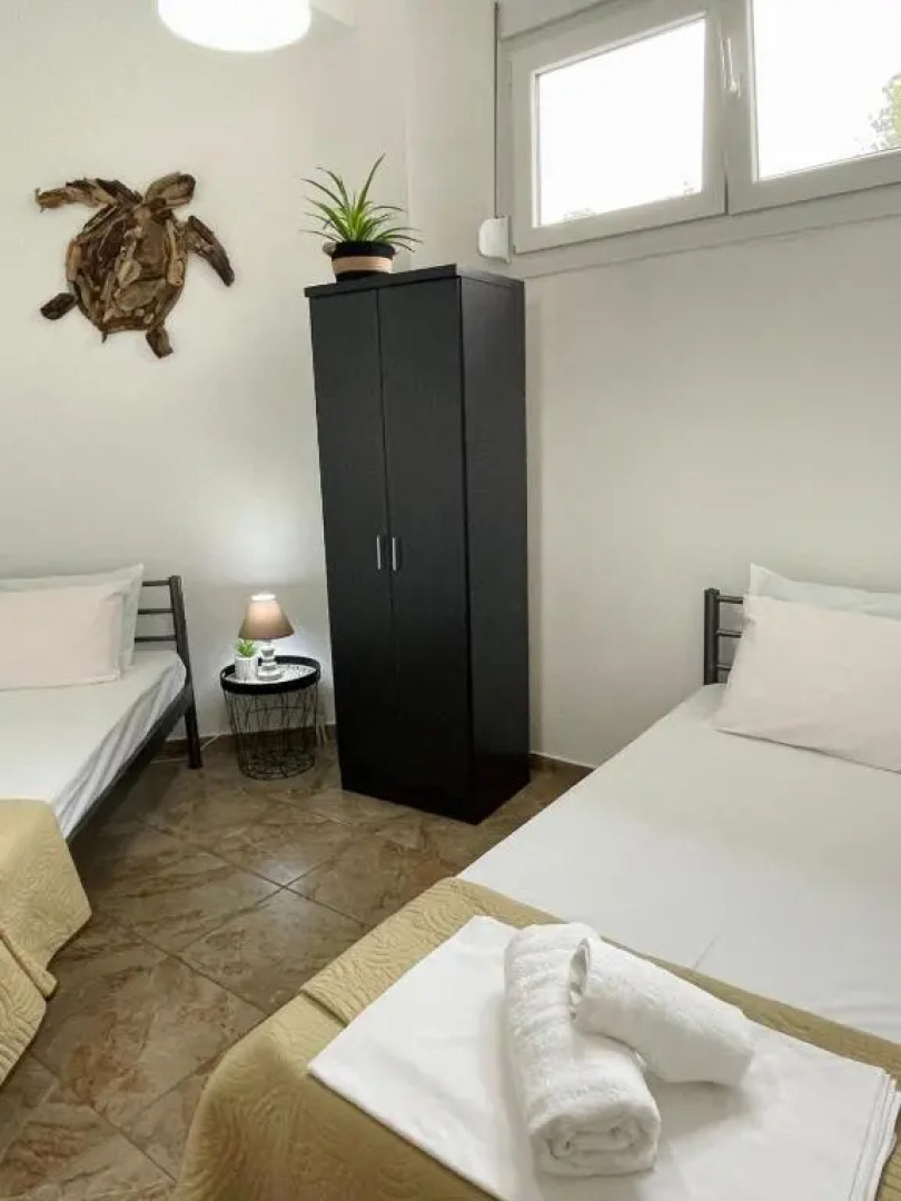 Eden apartment Paliouri with private backyard garden