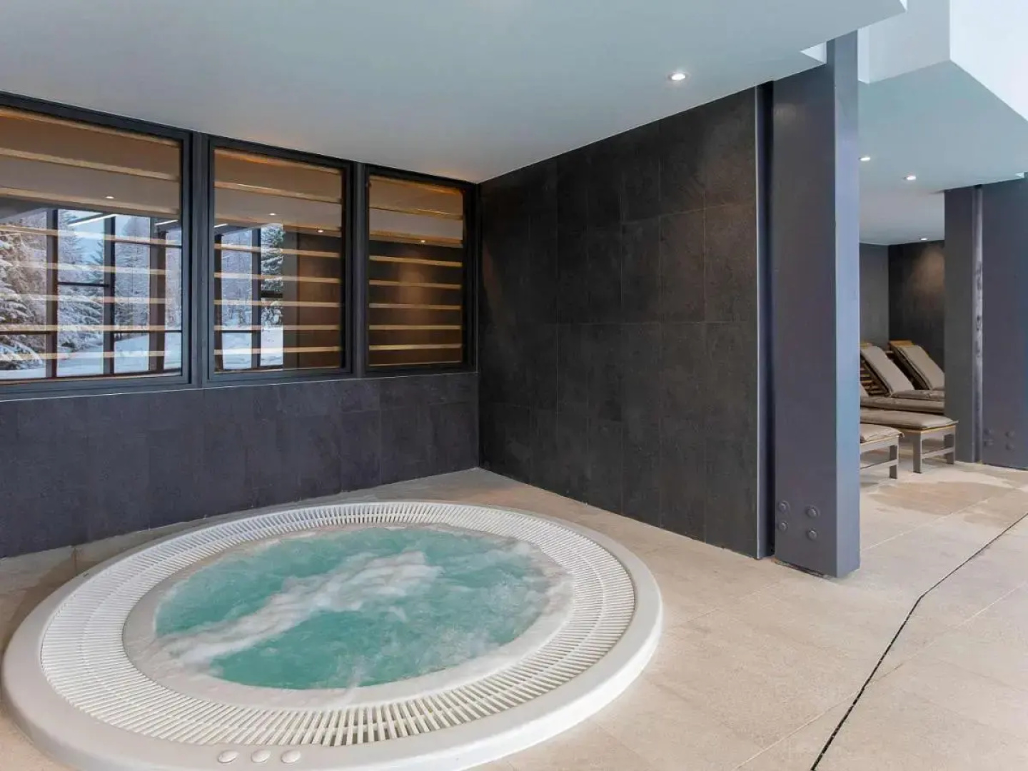 Altezza Arc 1800 Hotel & Spa