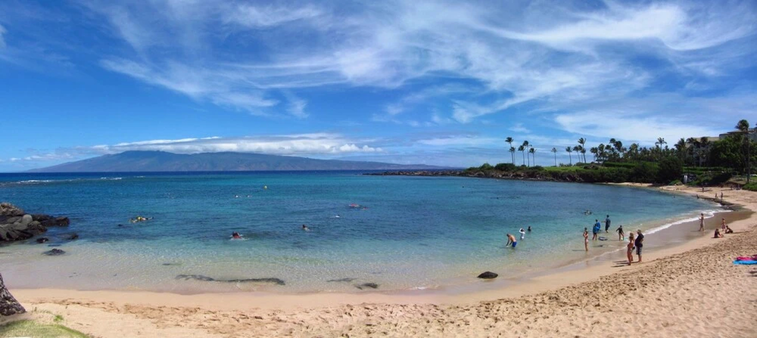 Bay Villa 20B3 Gold Beach Front by RedAwning