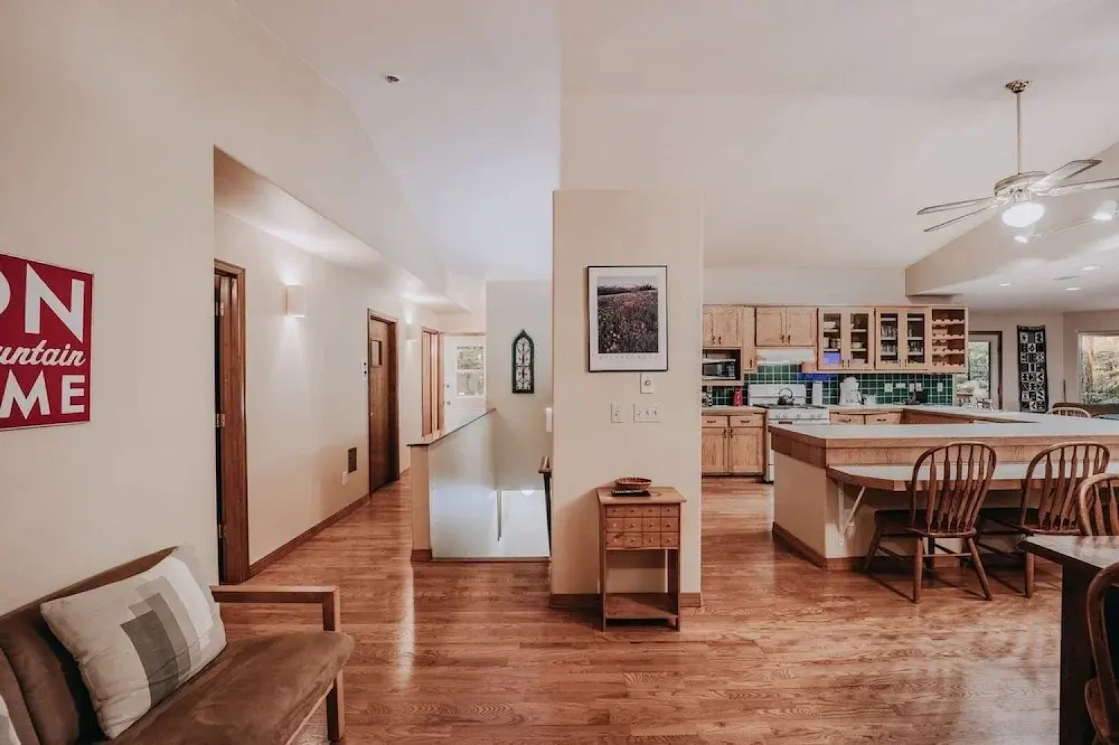 29sl - Hot Tub - Sauna - Bbq - Shuffle Board - Sleeps 11 3 Bedroom Home by Redawning