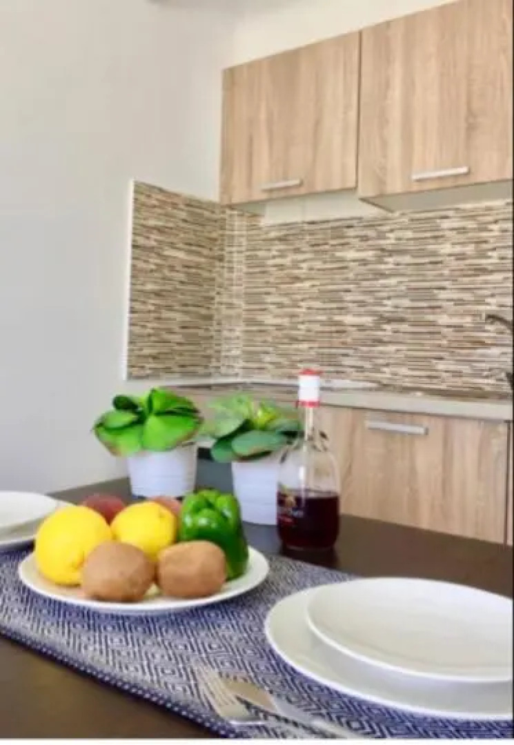 Avalon cosy apartments Kiku studio for 2 with shared swimming pool