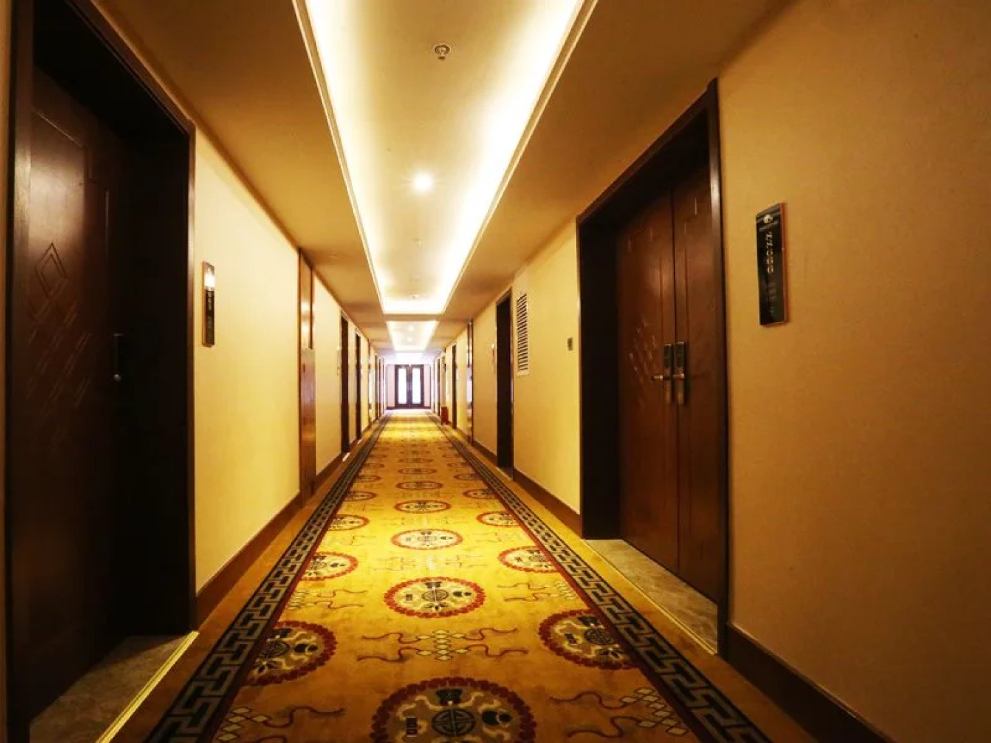 Balagezong Tibetan Ecological Hotel