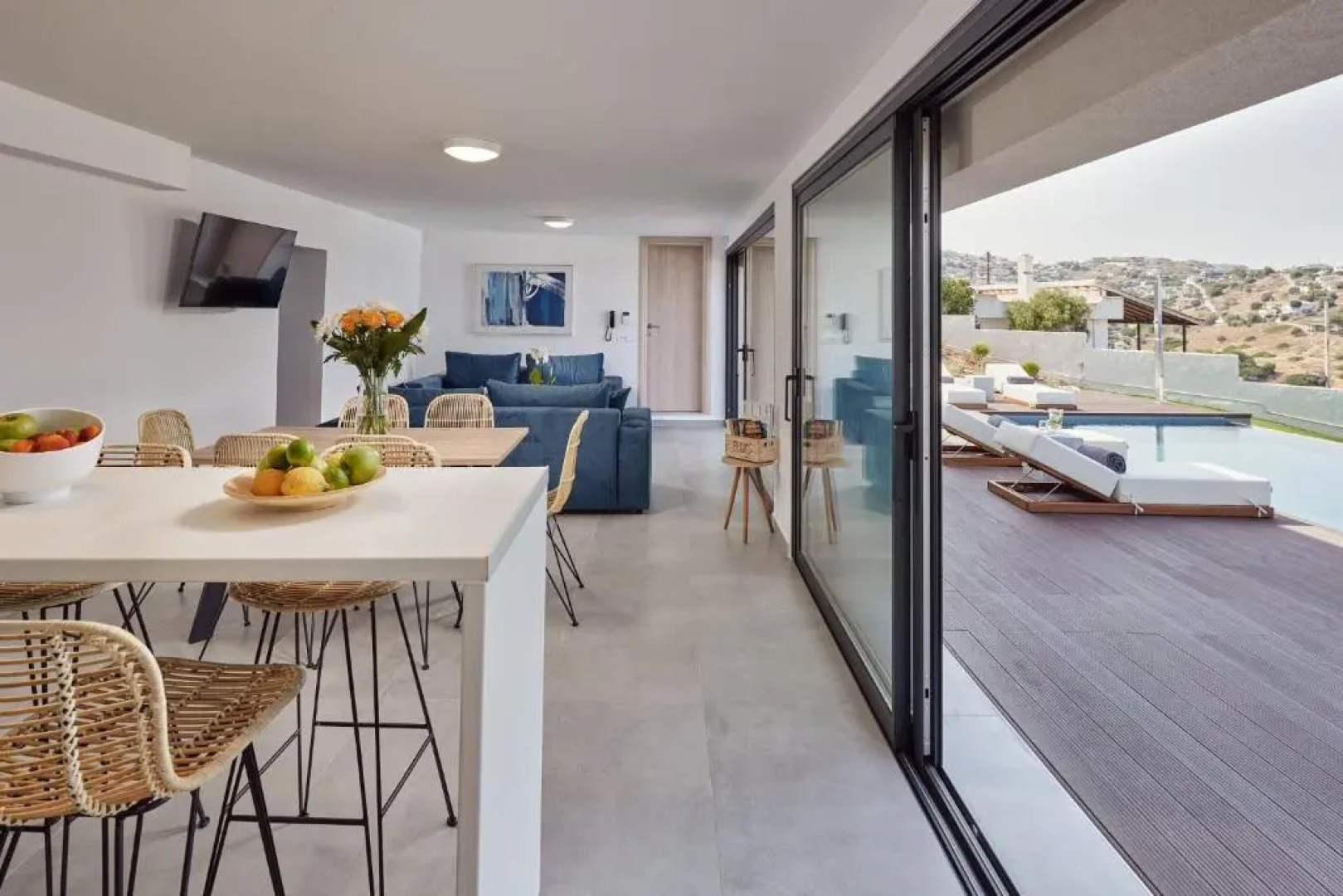 Blue Armonia Villa with Heated Pool