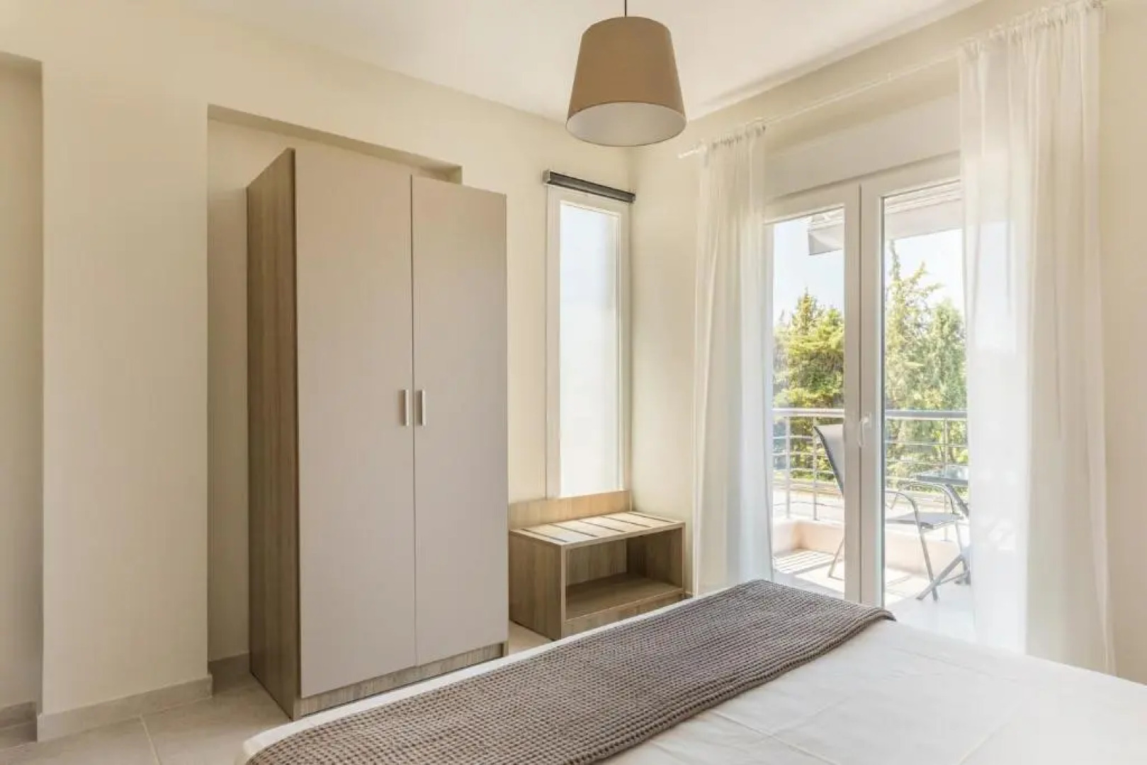 V Luxury Apartments Posidi