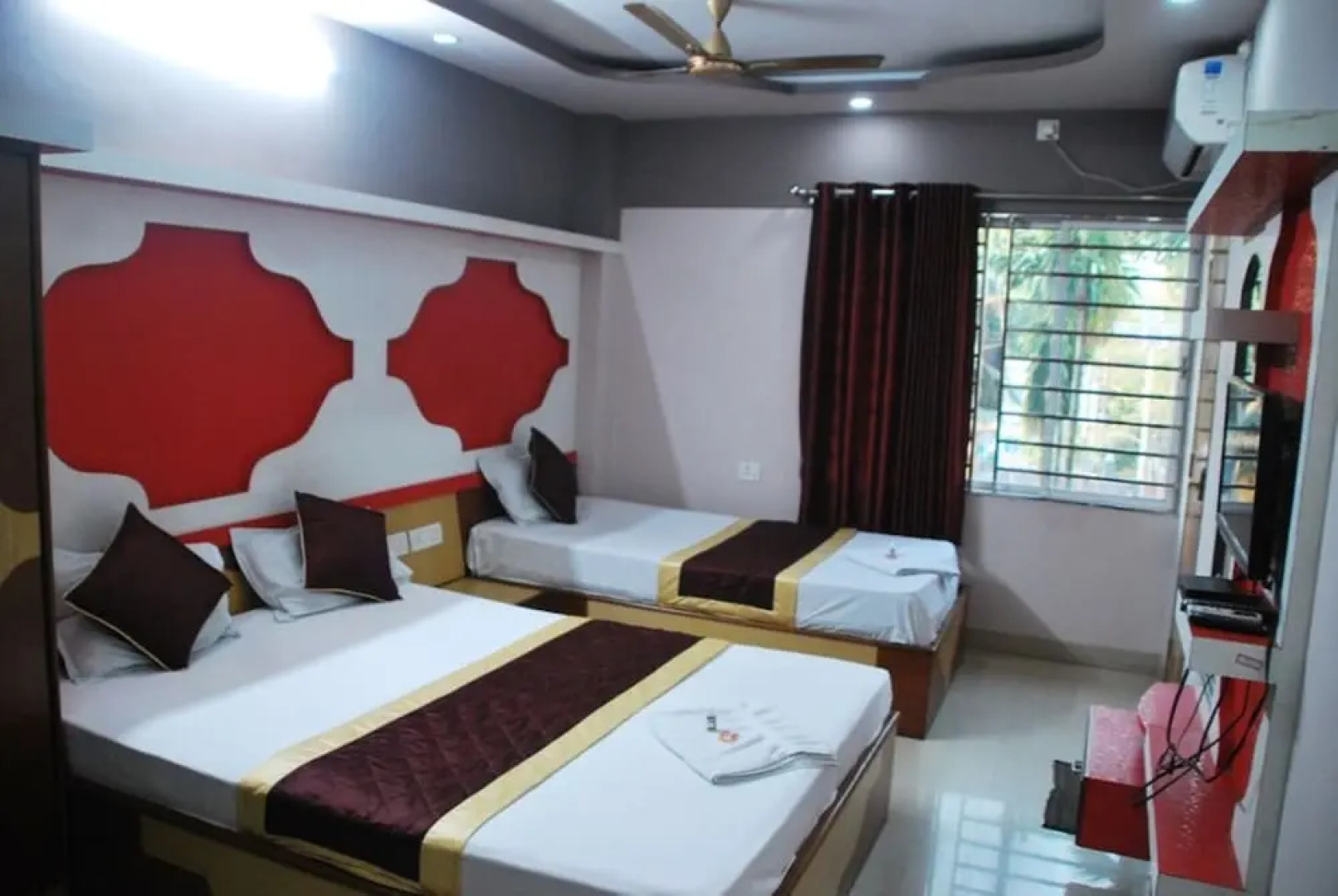 Hotel Panchadeep Bhawan Falakata