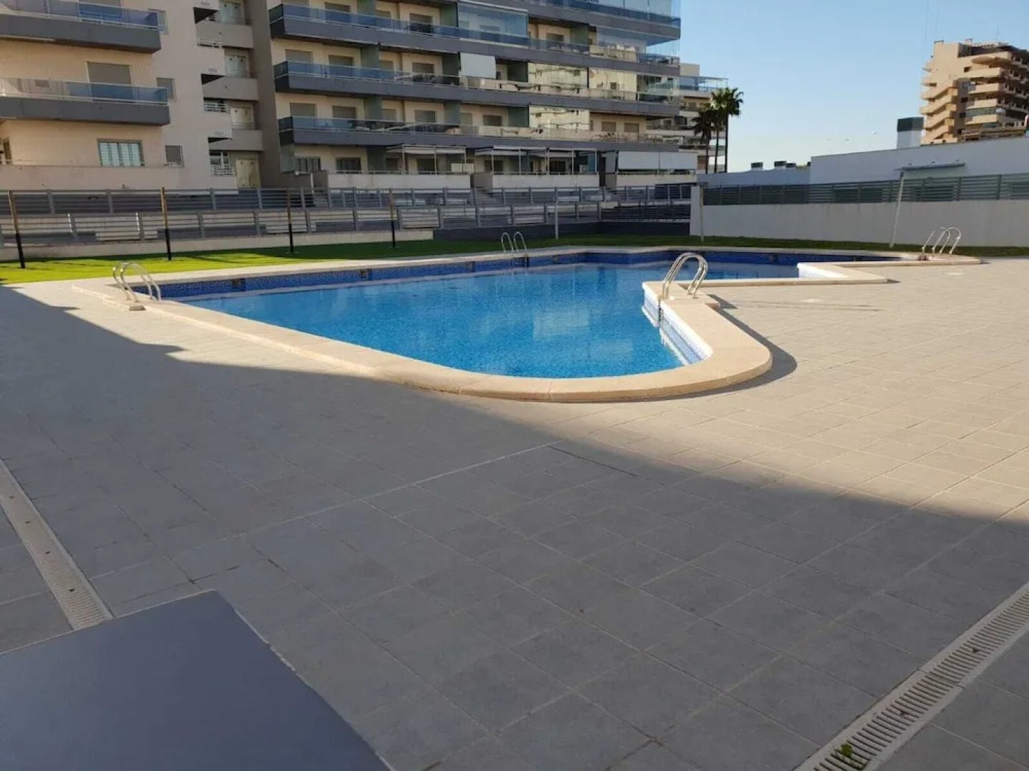 Apt with Sea View & Pool 5