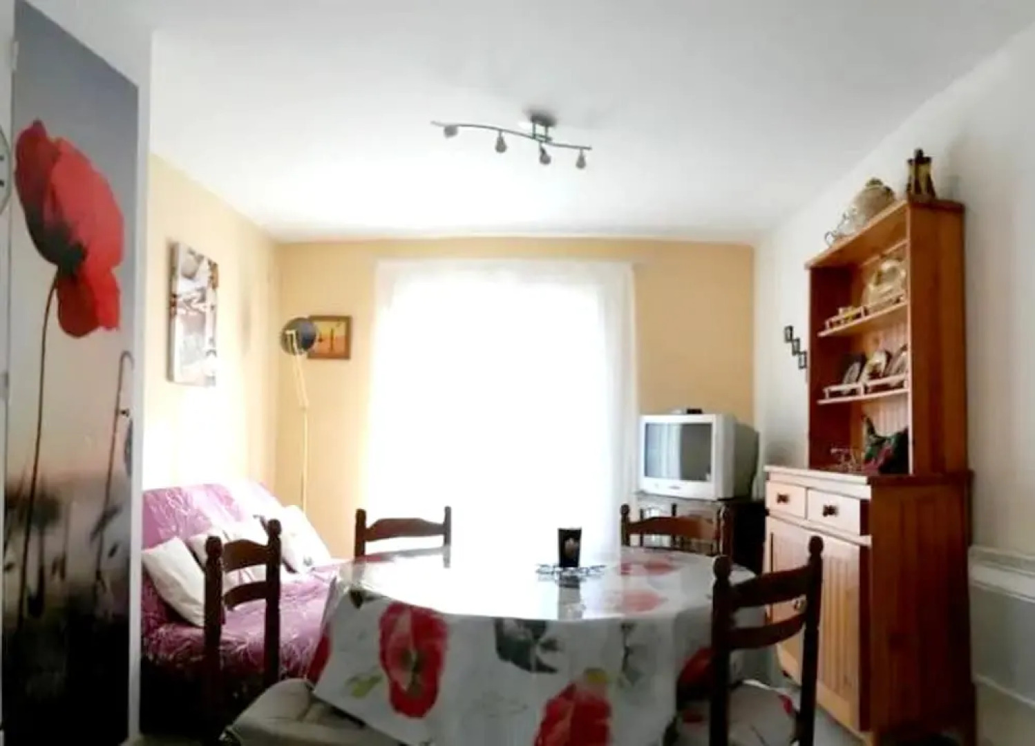 Apartment With one Bedroom in Ria-sirach, With Wonderful Mountain View, Enclosed Garden and Wifi - 40 km From the Slopes