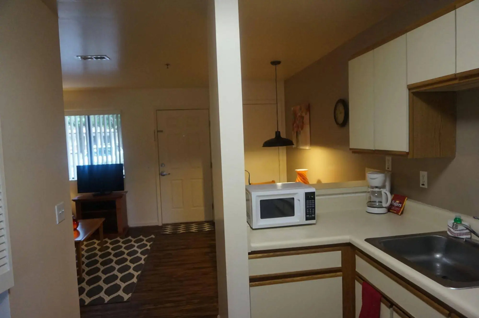 Affordable Corporate Suites - Florist Road