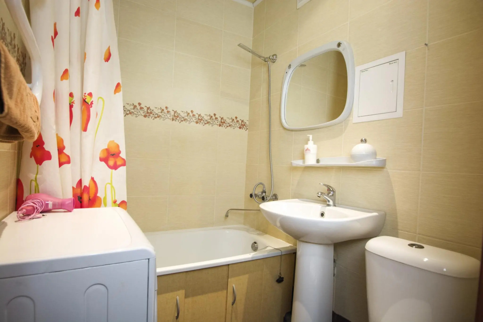 Апартон на проспекте Независимости 52