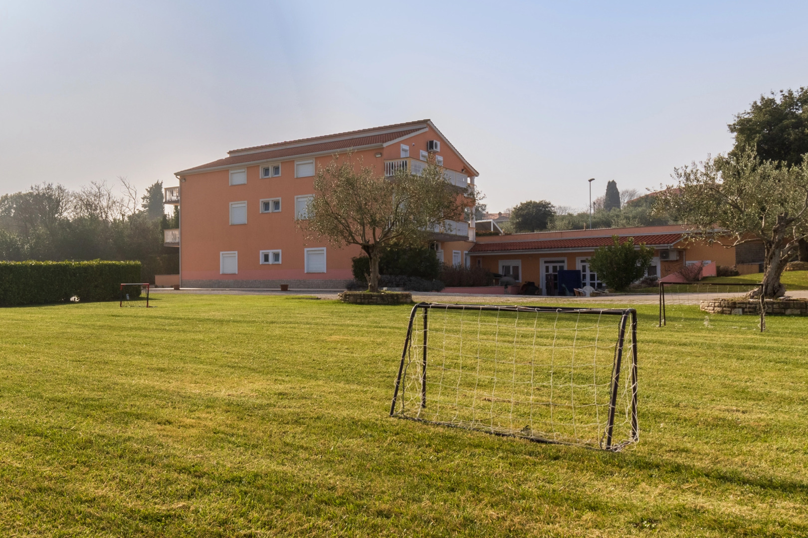 Pool Apartment Suzi 12