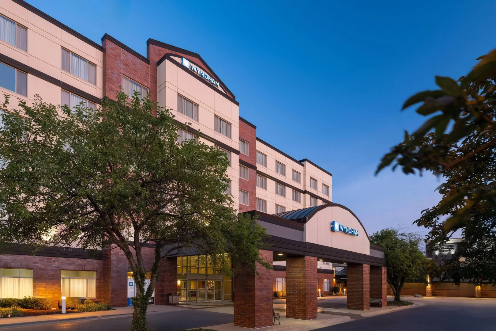 Wyndham Moline on John Deere Commons