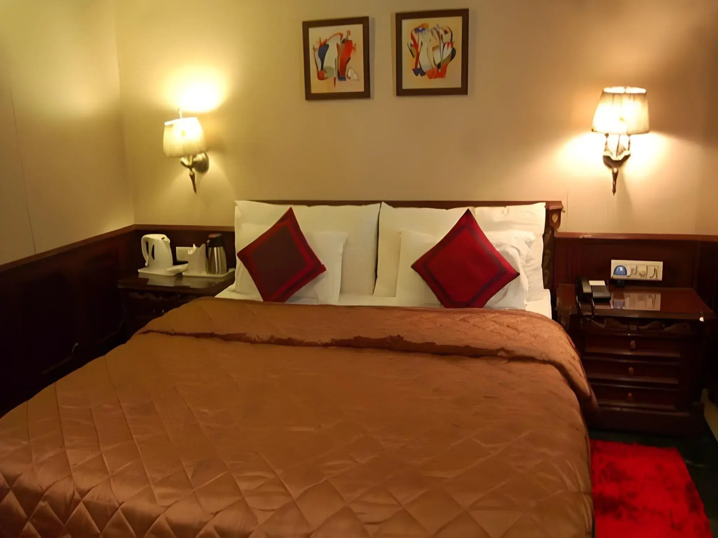 Hotel Diplomat Residency